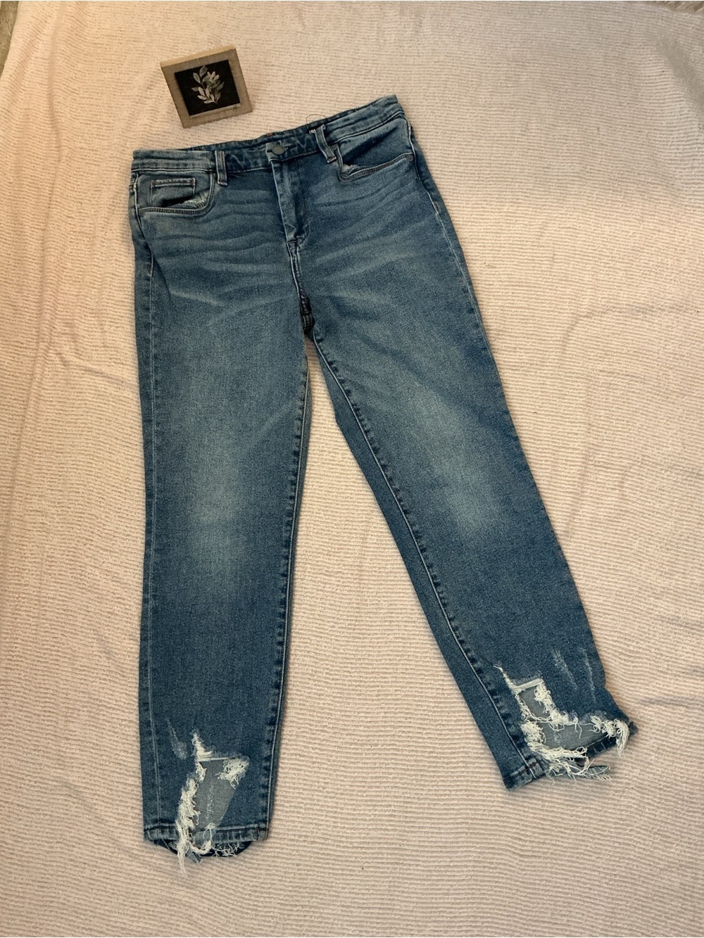 Blank NYC Straight Leg Jeans in Medium Blue with Distressed Hem - Picture 2 of 7